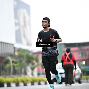 Runner Photo 8913104