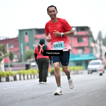 Runner Photo 8913118