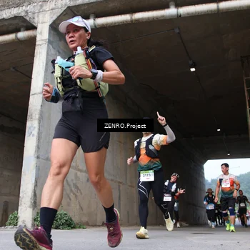 Runner Photo 8913122