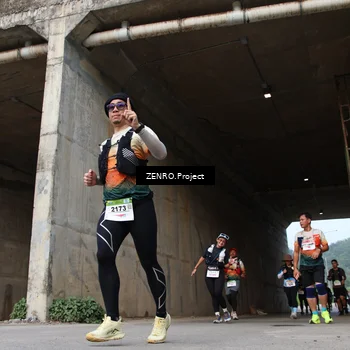 Runner Photo 8913132