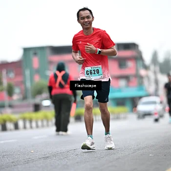 Runner Photo 8913145