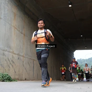 Runner Photo 8913213