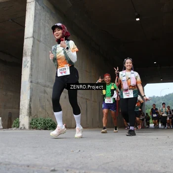 Runner Photo 8913244