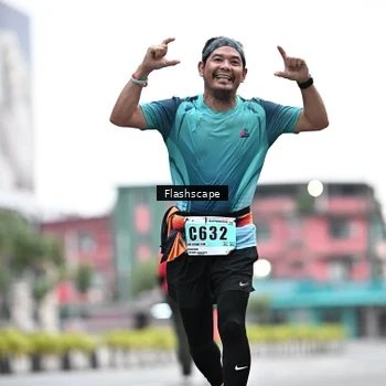 Runner Photo 8913247