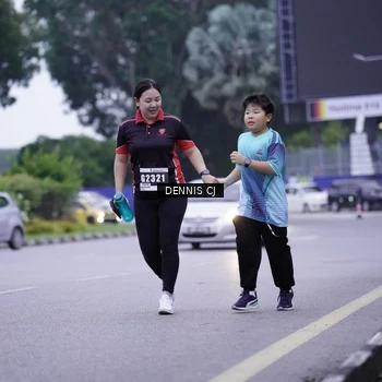 Runner Photo 8913251