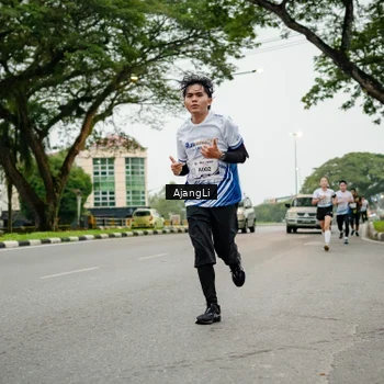 Runner Photo 8913253