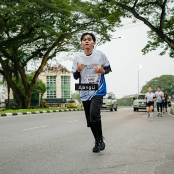 Runner Photo 8913266