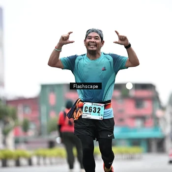Runner Photo 8913268