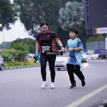 Runner Photo 8913275