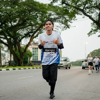 Runner Photo 8913278
