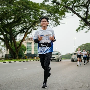 Runner Photo 8913280