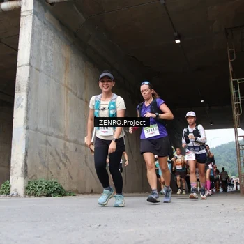 Runner Photo 8913286
