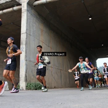 Runner Photo 8913287