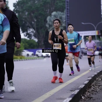 Runner Photo 8913315