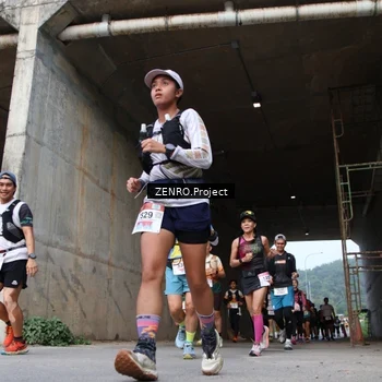 Runner Photo 8913316