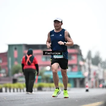 Runner Photo 8913338
