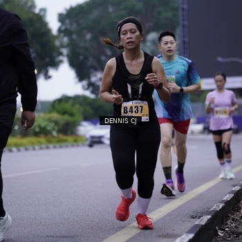 Runner Photo 8913342