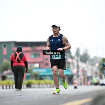 Runner Photo 8913352