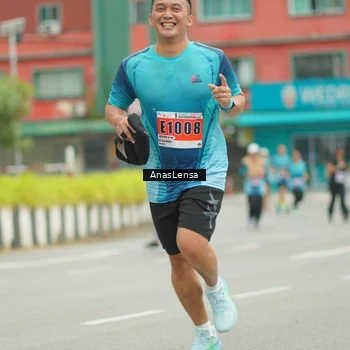 Runner Photo 8913360