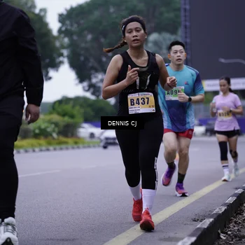 Runner Photo 8913361