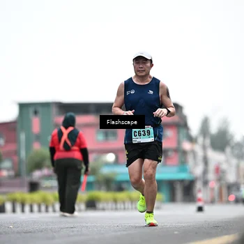 Runner Photo 8913372