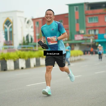 Runner Photo 8913387