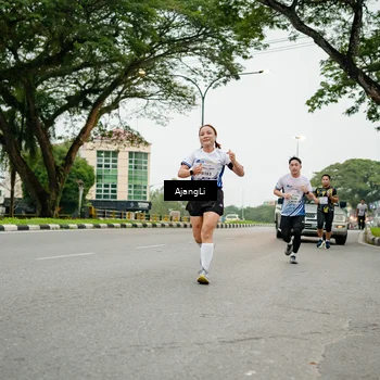 Runner Photo 8913390