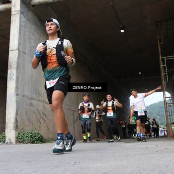 Runner Photo 8913406