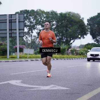 Runner Photo 8913421