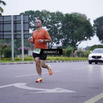 Runner Photo 8913439
