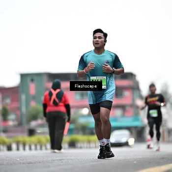 Runner Photo 8913450