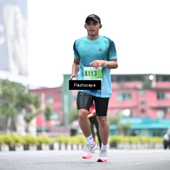 Runner Photo 8913459