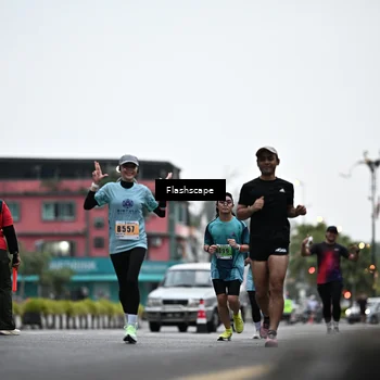 Runner Photo 8913489