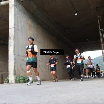 Runner Photo 8913497