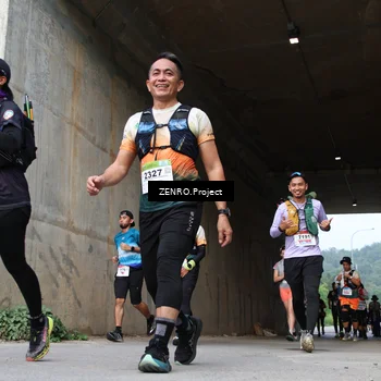 Runner Photo 8913502