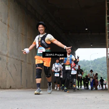 Runner Photo 8913509