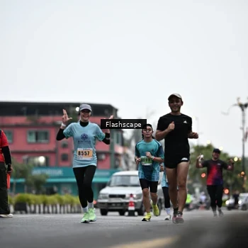 Runner Photo 8913513