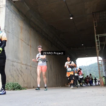Runner Photo 8913524