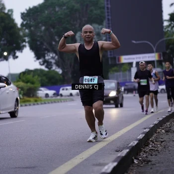 Runner Photo 8913557