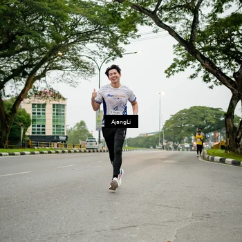 Runner Photo 8913573