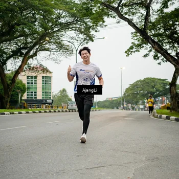 Runner Photo 8913588