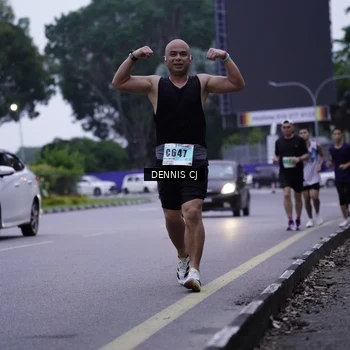 Runner Photo 8913609