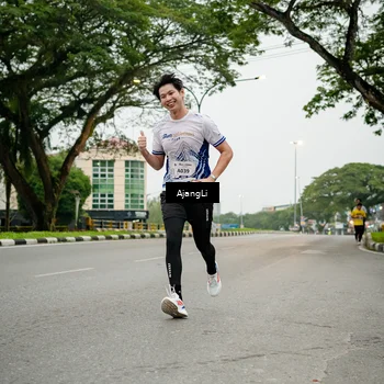 Runner Photo 8913615