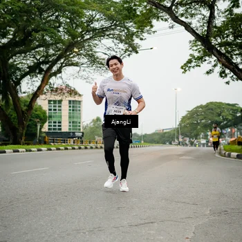 Runner Photo 8913618