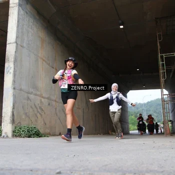 Runner Photo 8913627