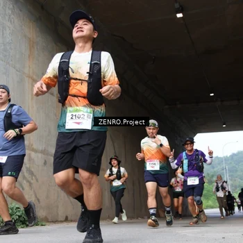 Runner Photo 8913631