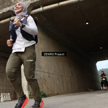 Runner Photo 8913640