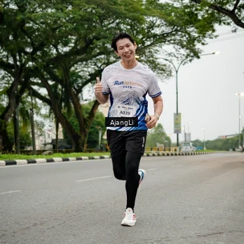 Runner Photo 8913683