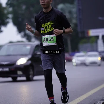 Runner Photo 8913699
