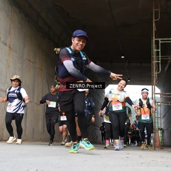 Runner Photo 8913746